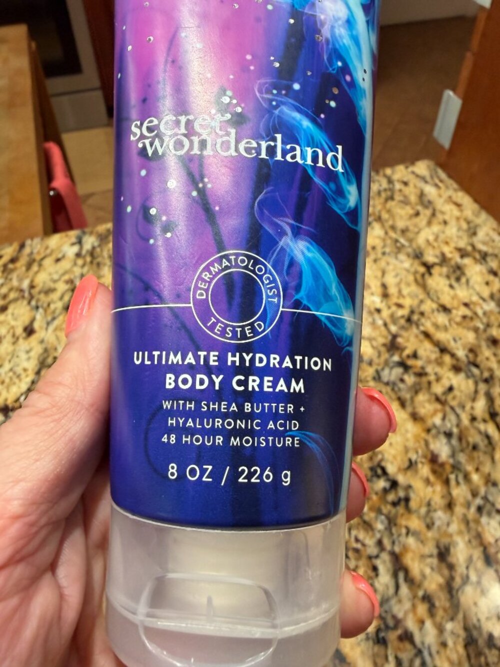 BBW BODY CREAM - SECRET WONDERLAND - 8 OZ FULL SIZE